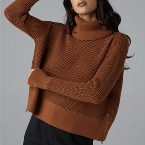 VETTA Cropped Mockneck Sweater